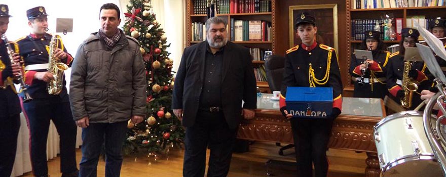 Πρωτοχρονιάτικα κάλαντα στον Αντιπεριφρειάρχη Περιφερειακής Ενότητας Κοζάνης Παναγιώτη Πλακεντά