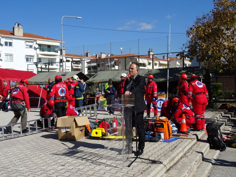 Εντυπωσιακή Άσκηση της Πολιτικής Προστασίας Δυτικής Μακεδονίας – Διάσωση μαθητών με αναπηρία σε εικονικές συνθήκες σεισμού