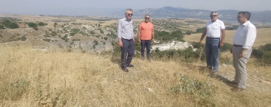 «Μελέτες βελτίωσης οδικού τμήματος Καισαρειά-Αιανή με κατασκευή γέφυρας στη θέση Χάνδακα» προϋπολογισμού 194.000 € 2