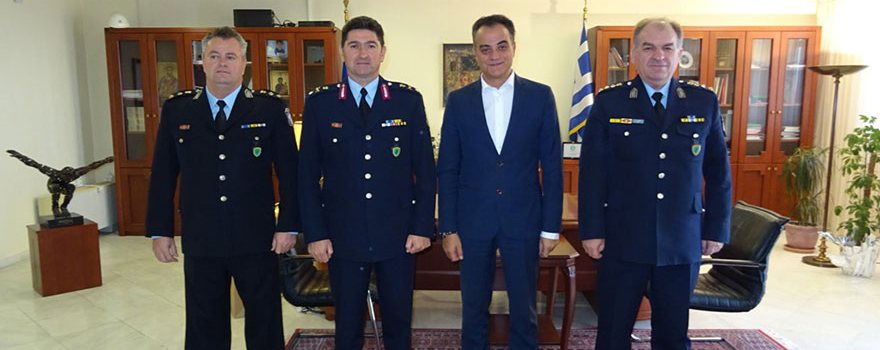 Εθιμοτυπική επίσκεψη του νέου Γενικού Περιφερειακού Αστυνομικού Διευθυντή Δυτικής Μακεδονίας στον Περιφερειάρχη Θ. Καρυπίδη