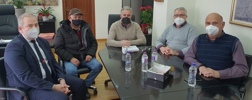 Σήμερα, 02/01/2022, ο Αντιπεριφερειάρχης Οικονομικών και Διοίκησης, κ. Μακρυγιάννης Μενέλαος, συναντήθηκε με τις διοικήσεις του Αστικού ΚΤΕΛ Κοζάνης και του Υπεραστικού ΚΤΕΛ Ν. Κοζάνης